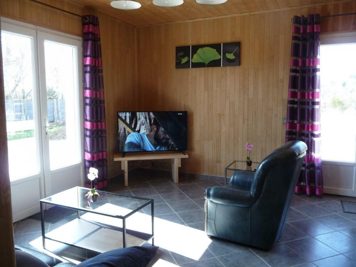 Gite Chez Jean-Michel Espinasse Esterno foto